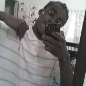 Lowend Zelly的專輯Focused (Explicit)