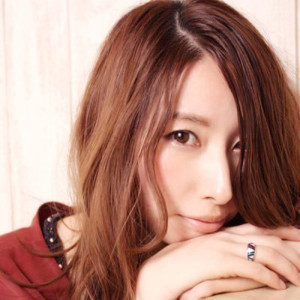 松井麻維 ดาวน์โหลดและฟังเพลงฮิตจาก 松井麻維