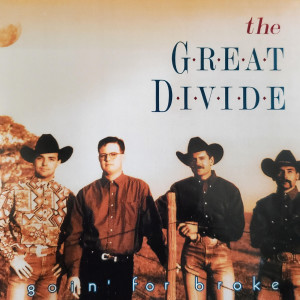 Dengarkan lagu Alive and Well nyanyian The Great Divide dengan lirik