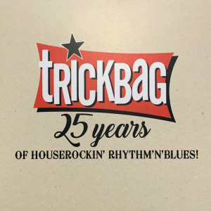 Dengarkan Party in the backyard lagu dari Trickbag dengan lirik