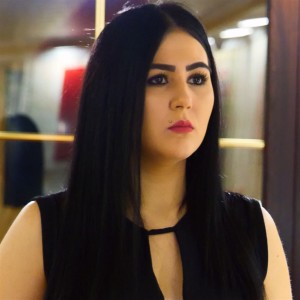 Dengarkan O Yar Beni Sevmiyor lagu dari Esin Kaya dengan lirik