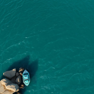 Dengarkan Calm Before the Storm lagu dari Spirit LoFi dengan lirik