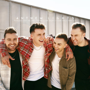 Dengarkan lagu Fearless Medley: Fearless / You Belong With Me / Love Story / Today Was a Fairytale nyanyian Anthem Lights dengan lirik