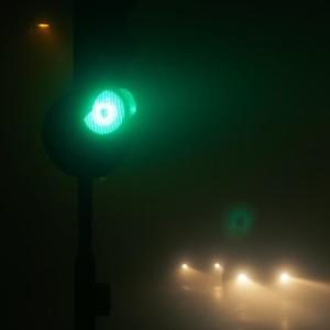 ดาวน์โหลดและฟังเพลง Greenlight (Explicit) พร้อมเนื้อเพลงจาก Stolen