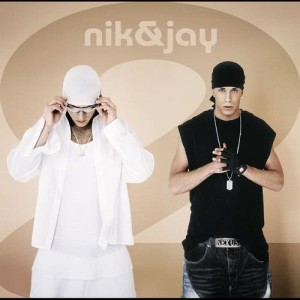 ดาวน์โหลดและฟังเพลง Lækker พร้อมเนื้อเพลงจาก Nik Og Jay