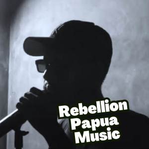 Dengarkan lagu Give Up nyanyian Lessy dengan lirik