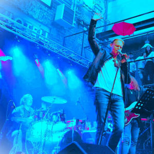 default playlist img