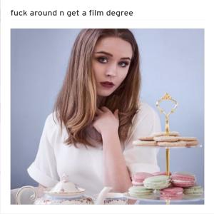 ดาวน์โหลดและฟังเพลง fuck around n get a film degree พร้อมเนื้อเพลงจาก van ill