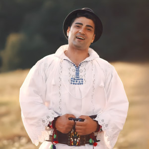 Listen to Ține-Mă Pământ Cu Iarbă song with lyrics from Deti Iuga