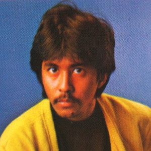 Listen to Yang Aku Kagumin song with lyrics from Rano Karno