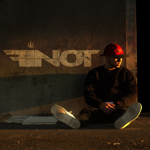 Dengarkan J'vais m'sauver(Explicit) lagu dari Fin0t dengan lirik