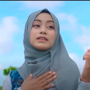 Dengarkan Geunaseh Tuboeh lagu dari Cut Rani Auliza dengan lirik