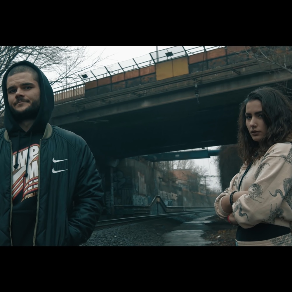 48 rabszolga (feat. Kuwuki) (Explicit)