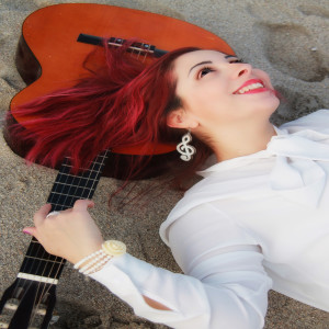 收聽Eliana Nieddu的Unica歌詞歌曲