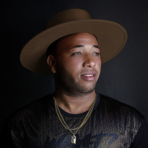 ดาวน์โหลดและฟังเพลง Cuando La Noche Nos Caiga (Explicit) พร้อมเนื้อเพลงจาก Leo Frânco