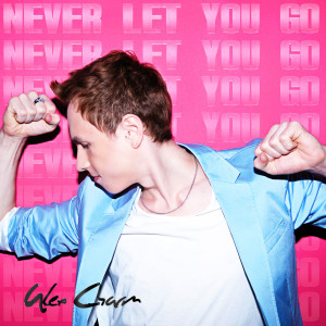 Dengarkan lagu Never Let You Go nyanyian Alex Charm dengan lirik